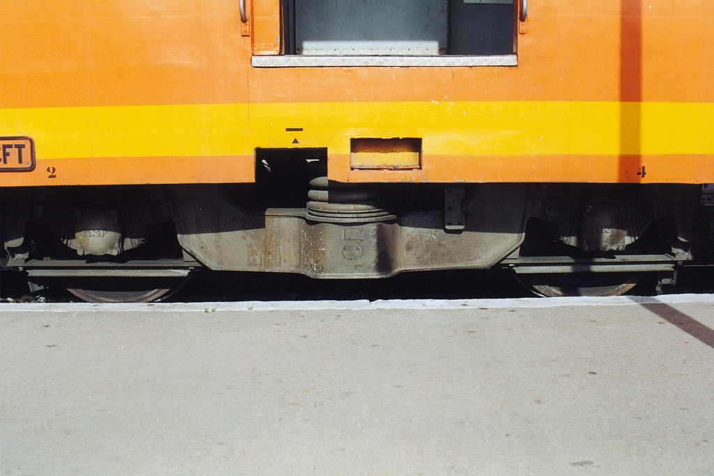 Drehgestell des YZ-668. Bild vom 01.Jänner 2002 im Gare de Nabeul. (Fotoscan)