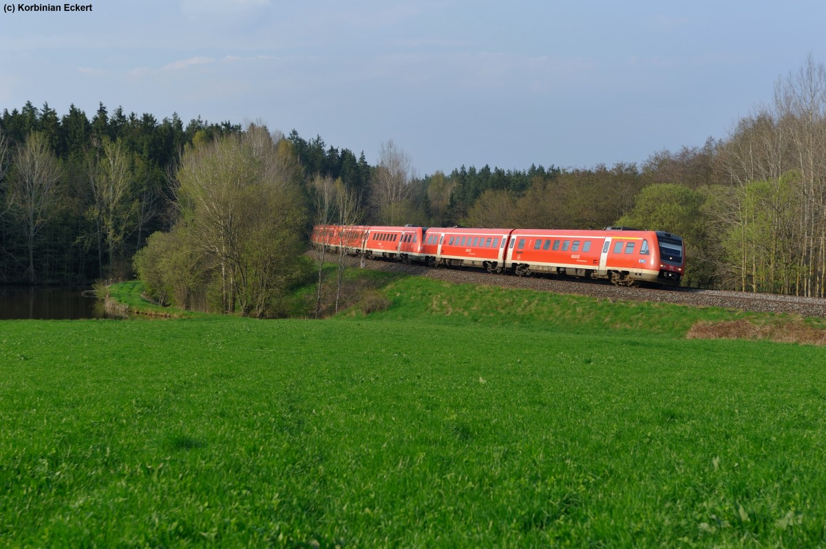 Dreifacheinheit der Baureihe 612 bei Oberteich Richtung Weiden (Oberpf), 05.05.2013