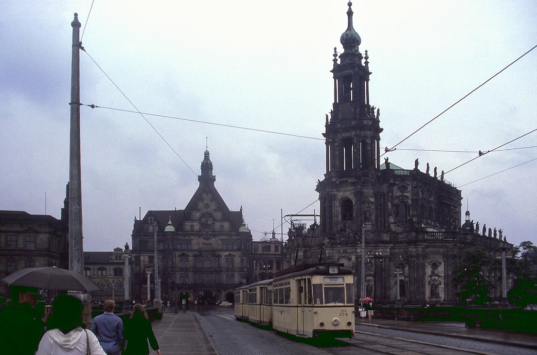 Dresden 213 211, Augustusbrücke, 23.06.1985.
