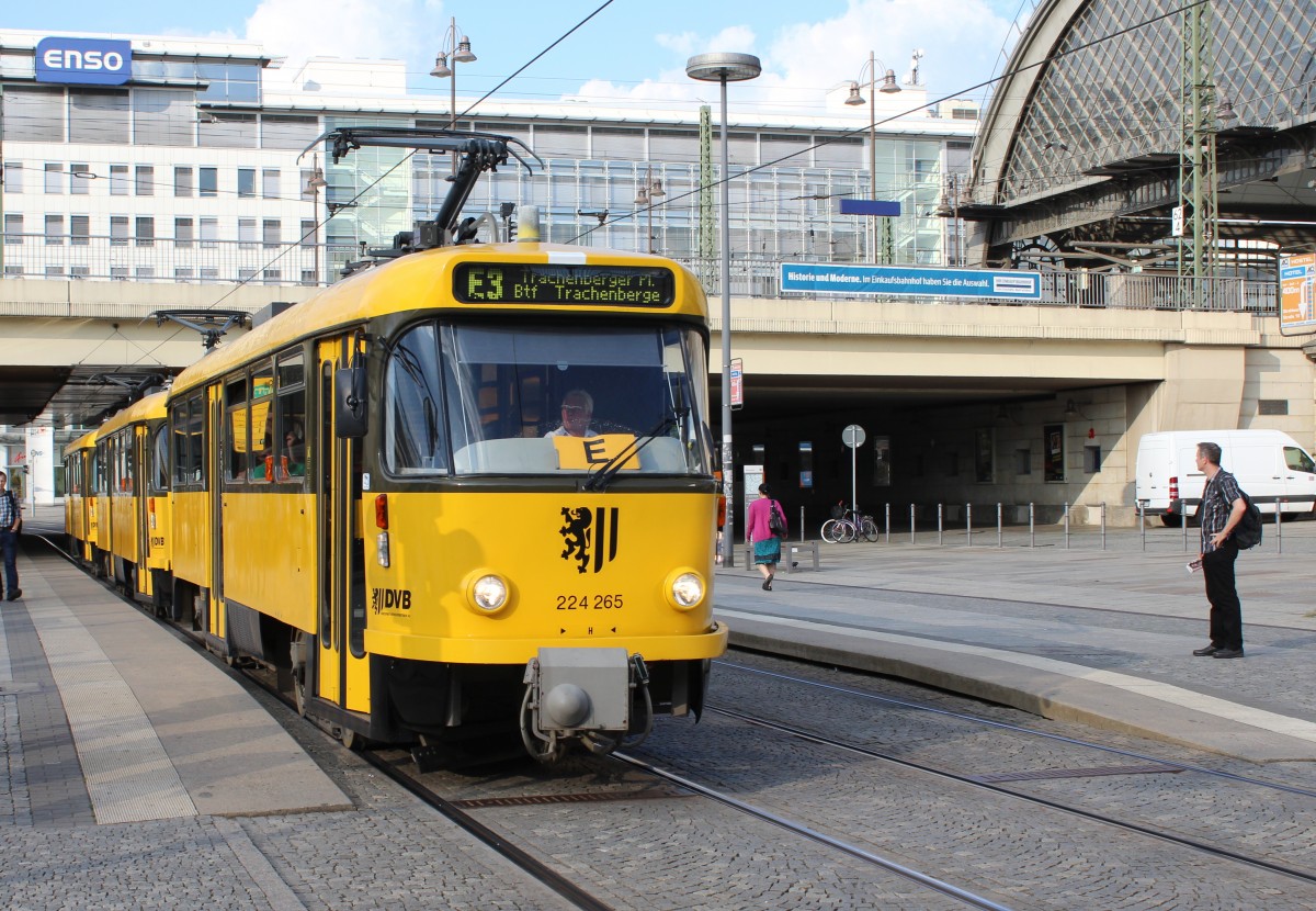 Dresden DVB SL E3 (T4DMT 224 265) Am Hauptbahnhof am 7. Juli 2014.