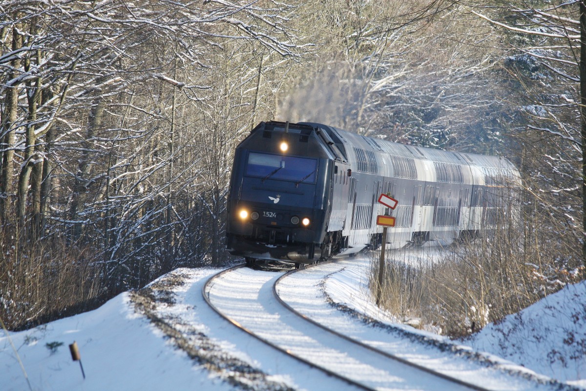 DSB Reihe Me 1524 mit Dobeltdeckerwagen,am Nordwest-Bahn in Dänemark d.5/2 2015