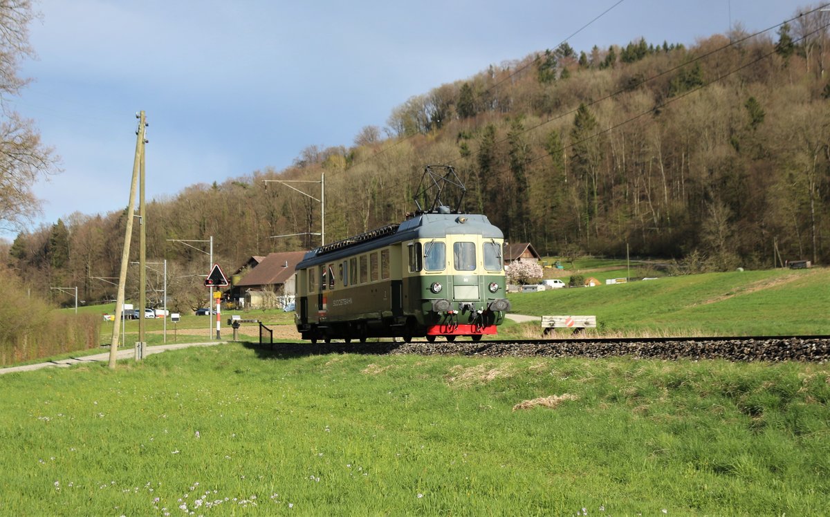DSF BDe 4/4 Nr. 80  Koblenz  unterwegs zwischen Embrach-Rorbas und Pfungen nach Koblenz.
Zufallsbild vom 13. April 2018
