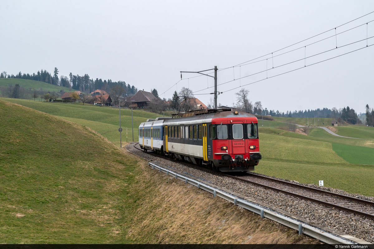 DSF/OeBB RBe 540 074-2 ist am 03.03.2021 auf Testfahrten unterwegs auf der ETB und konnte hier bei Gammenthalloch aufgenommen werden.