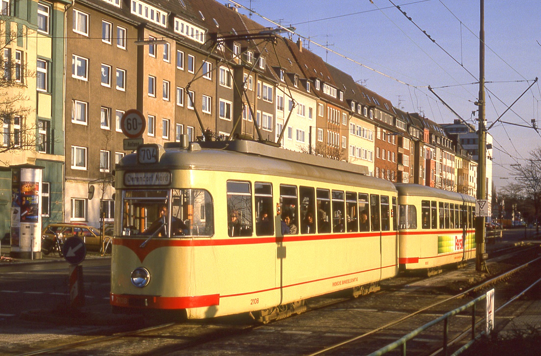 Düsseldorf 2108 + 1830, Witzelstraße, 23.12.1987.