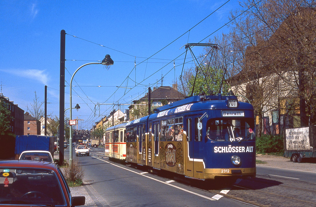 Düsseldorf 2312 + 1692, Kölner Landstraße, 12.04.1991.