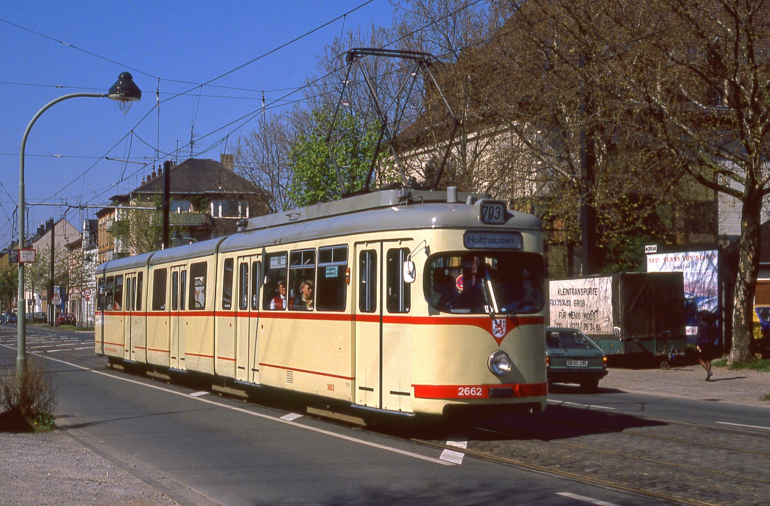 Düsseldorf 2662, Kölner Landstraße, 12.04.1991.