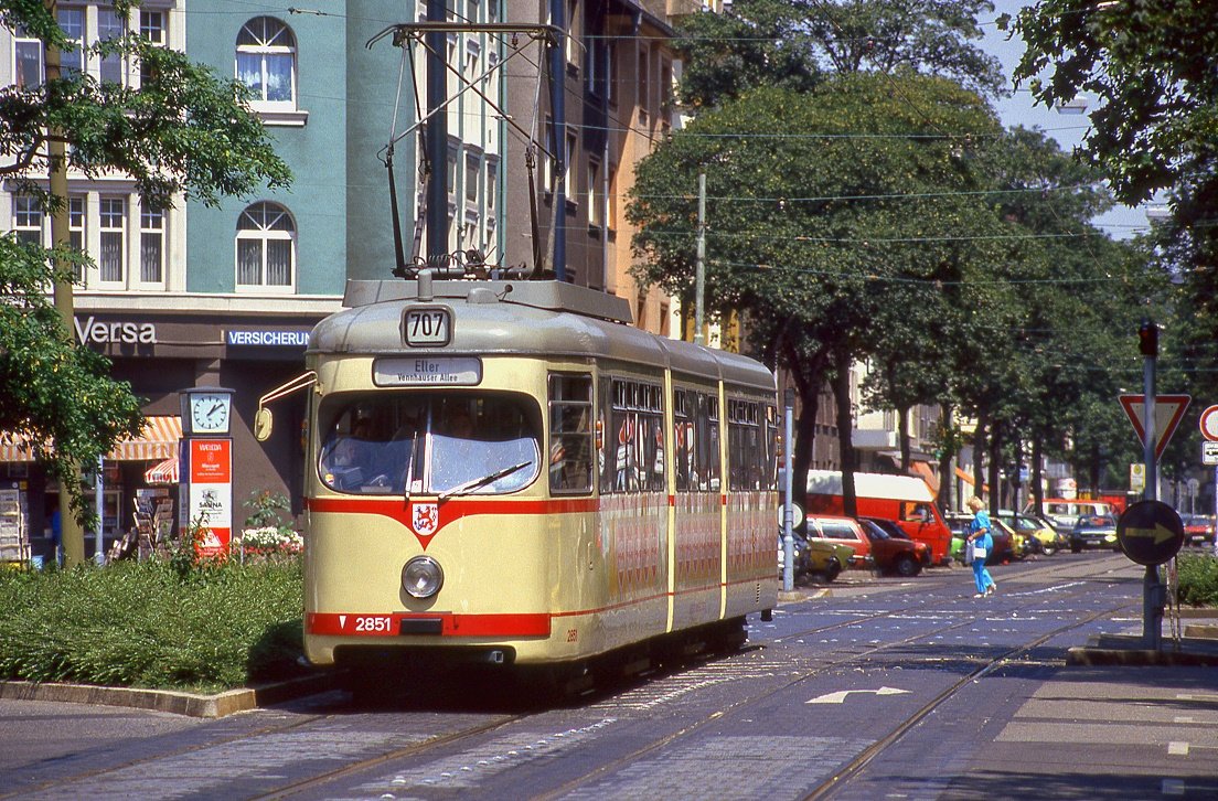 Düsseldorf 2851, Collenbachstraße, 11.07.1987.