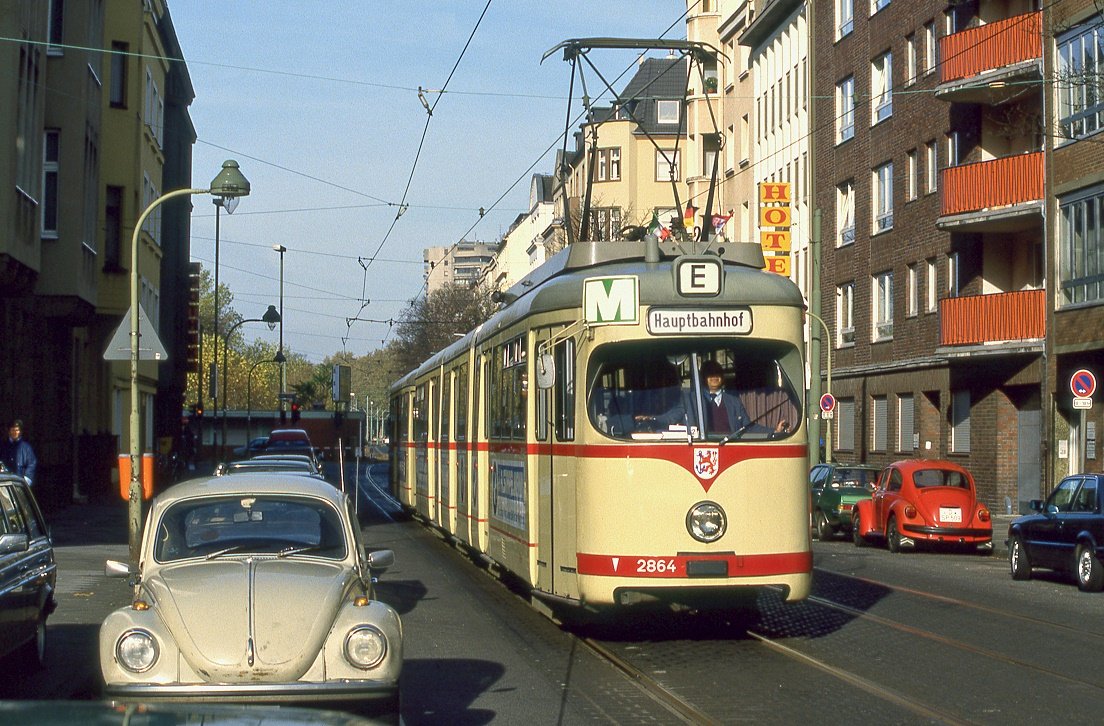 Düsseldorf 2864 + 1636, Kaiserswerther Straße, 09.11.1986.
