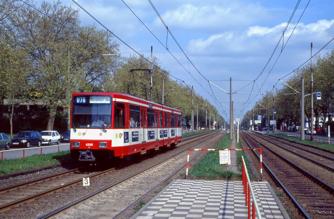 Düsseldorf 4256, Kaiserswerther Straße, 29.04.1996.