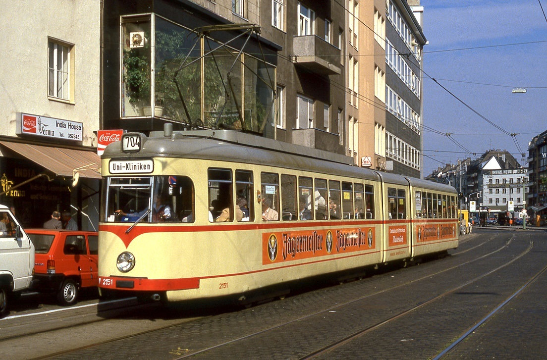 D�sseldorf Tw 2151  Queen Mary  in der Worringer Stra�e, 04.10.1986.