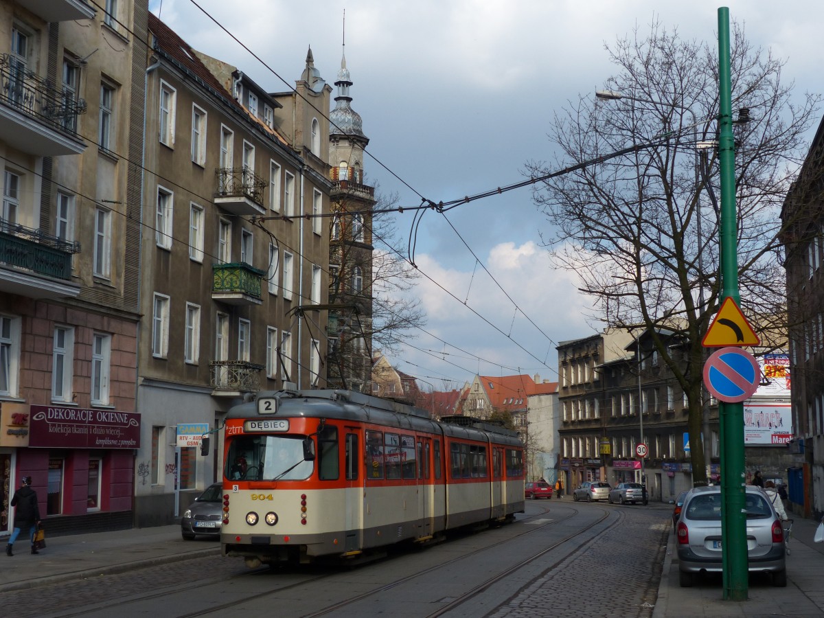 Düwag-Wagen 904 auf der Linie 2 nach Dębiec passiert die  28 Czerwca 1956 , 22.2.2014, Poznan