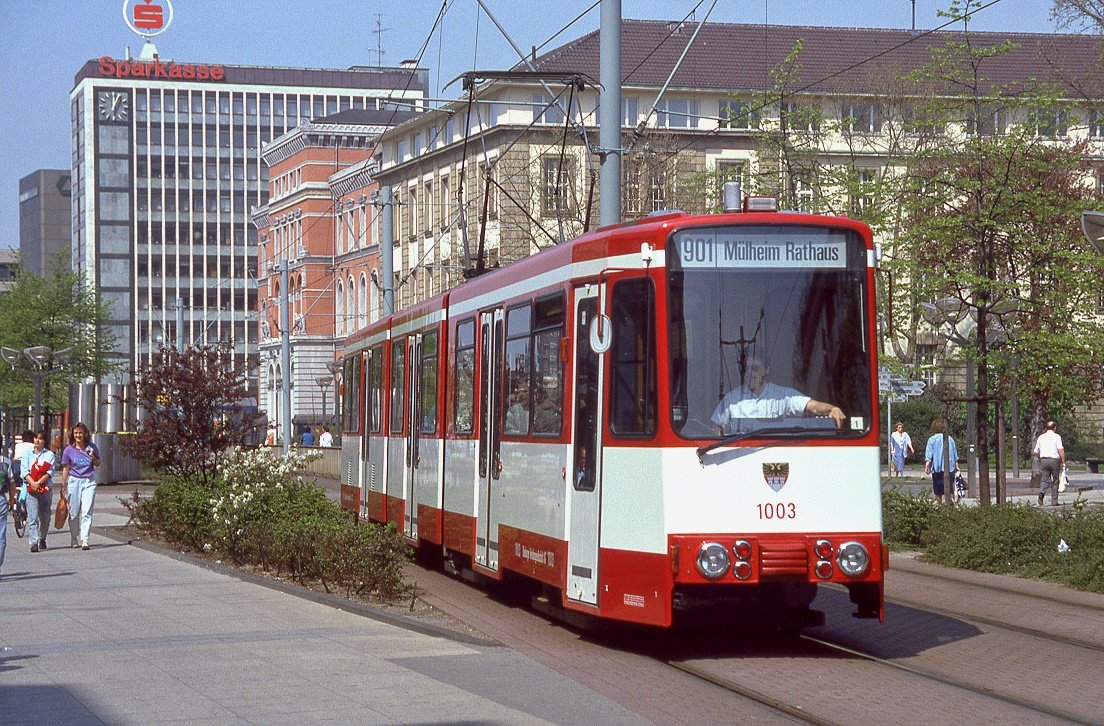 Duisburg 1003, Königsallee, 25.04.1987.