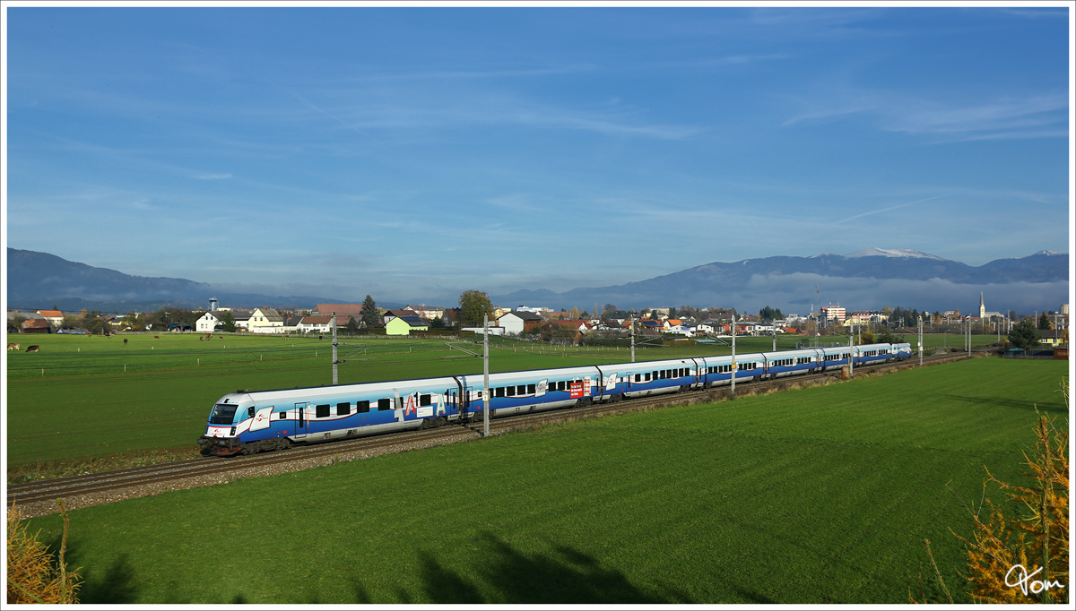 Durch das herbstliche Murtal, rollt 1116 251  SKI AUSTRIA  mit dem railjet 535 (Wien Meidling - Villach) 
Zeltweg 7.11.2013