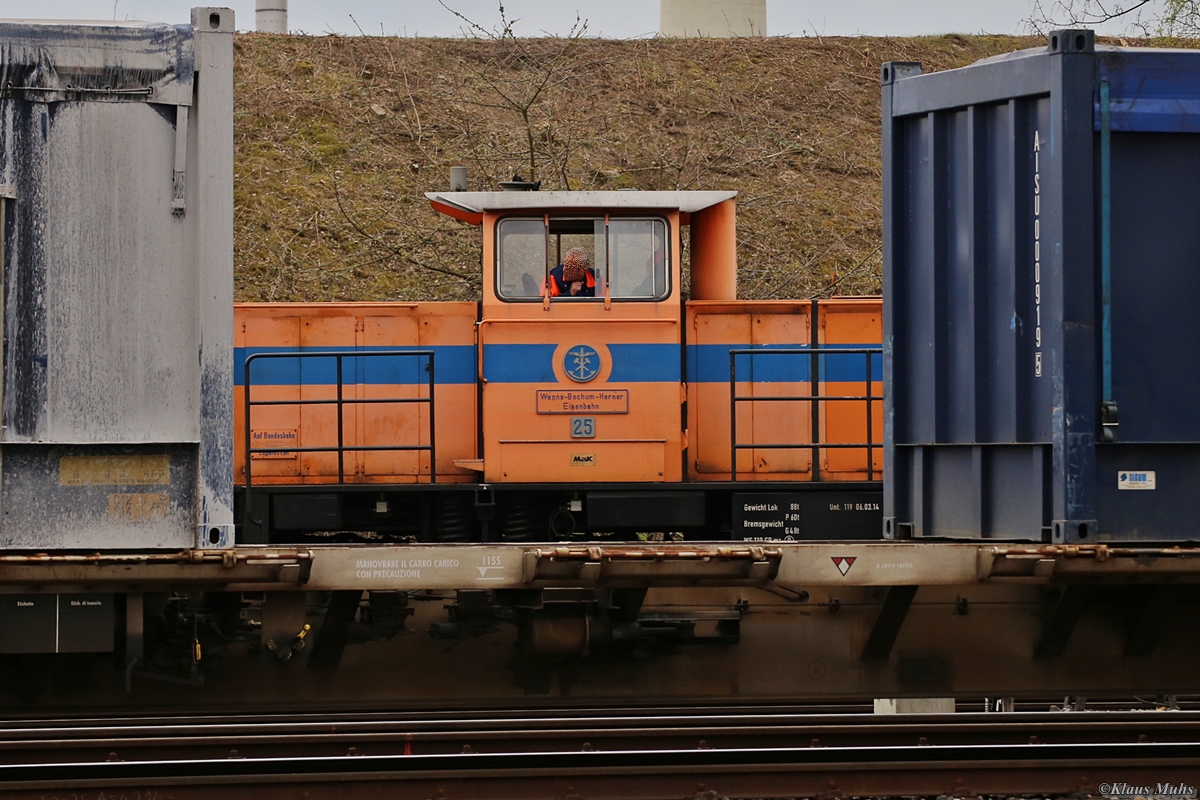 Durchblick II - WHE25(MaK G1202bb)in Wanne-Eickel. 29.03.2017