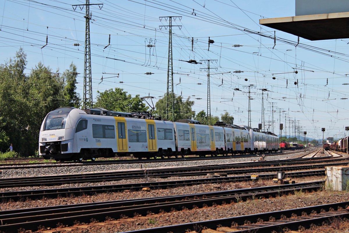 Durchfahrt am 14.06.2015 von MRB 460 006-0  BACHARACH  zusammen mit MRB 460 004-5 als MRB26 (Köln Hbf - Koblenz Hbf) in Koblenz Lützel in Richtung Endbahnhof. (Fotografiert vom Gelände des DB Museums)