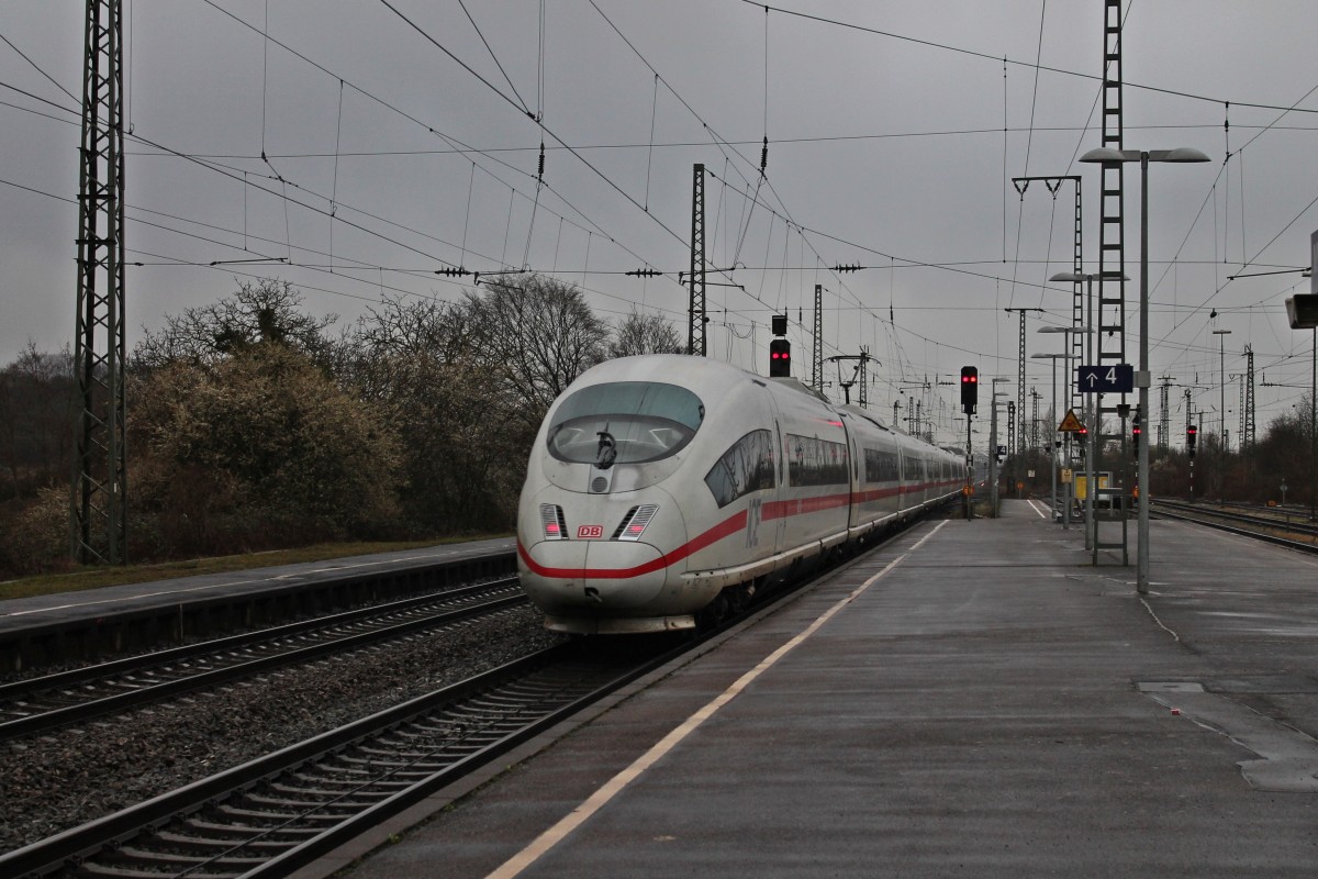 Durchfahrt am 28.02.2014 von 403 014-4/403 514-3  Solingen  zusammen mit 403 522-6/403 004-5  Bergisch Gladbach  als ICE 1107 (Düsseldorf Hbf - Basel SBB) in Müllheim (Baden).
