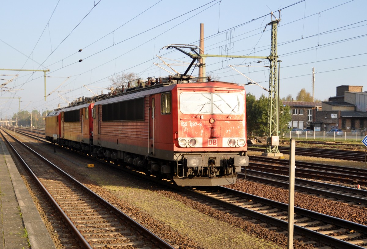 Durchfahrt um sieben Uhr am 24.04.2015 in Fürstenwalde in Richtung Frankfurt