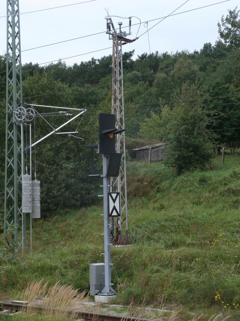 Durchfahrvorsignal in Lietzow f�r die Z�ge aus Richtung Binz am 21.September 2011.