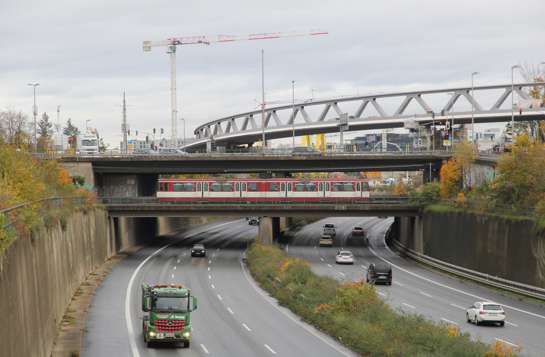DVG-Triebwagen (Nummer unbekannt) // Düsseldorf // 17. November 2022