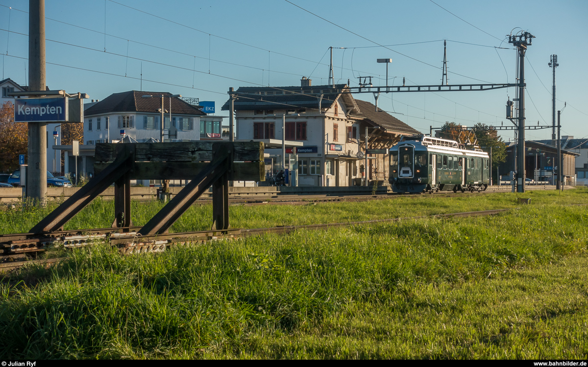 DVZO Fahrzeugtreffen 2017. BDe 4/4 1643  Wyländerli  vom SBB Historic Team Winterthur am 15. Oktober 2017 auf dem Weg von Bauma nach Winterthur bei der Einfahrt in den Bahnhof Kempten.