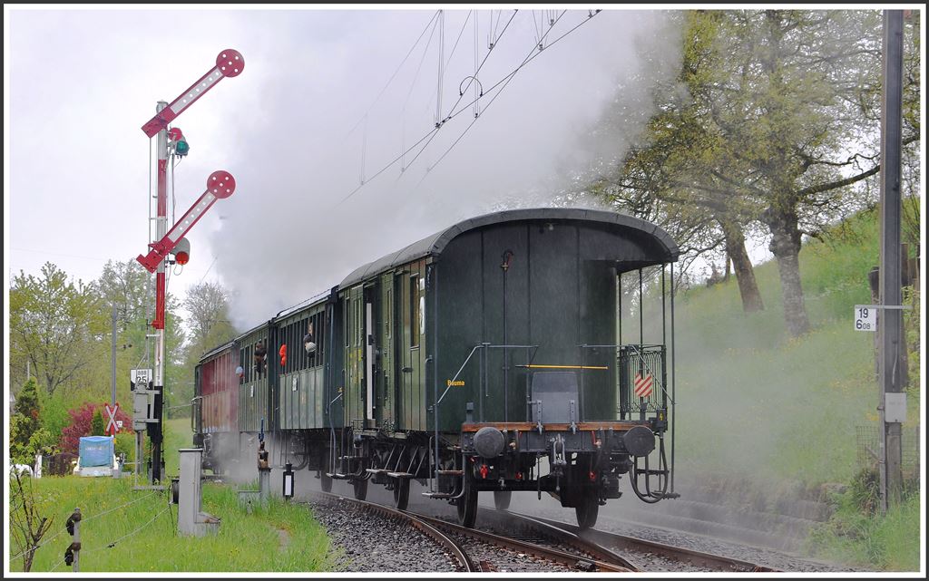 DVZO Saisoneröffnung im strömeden Regen am 03.05.2015. Ausfahrt in Baeretswil. (03.05.2015)