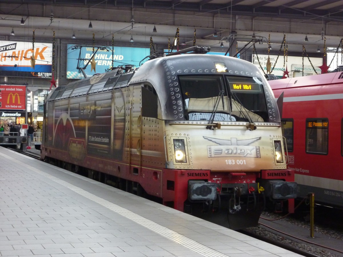 E 183 001 alex  175 Jahre Eisenbahn in Deutschland , Munchen Hbf 2014-12-13 **** Sehen Sie unsere Bahnvideos an - www.youtube.com/user/cortiferroviariamato/videos