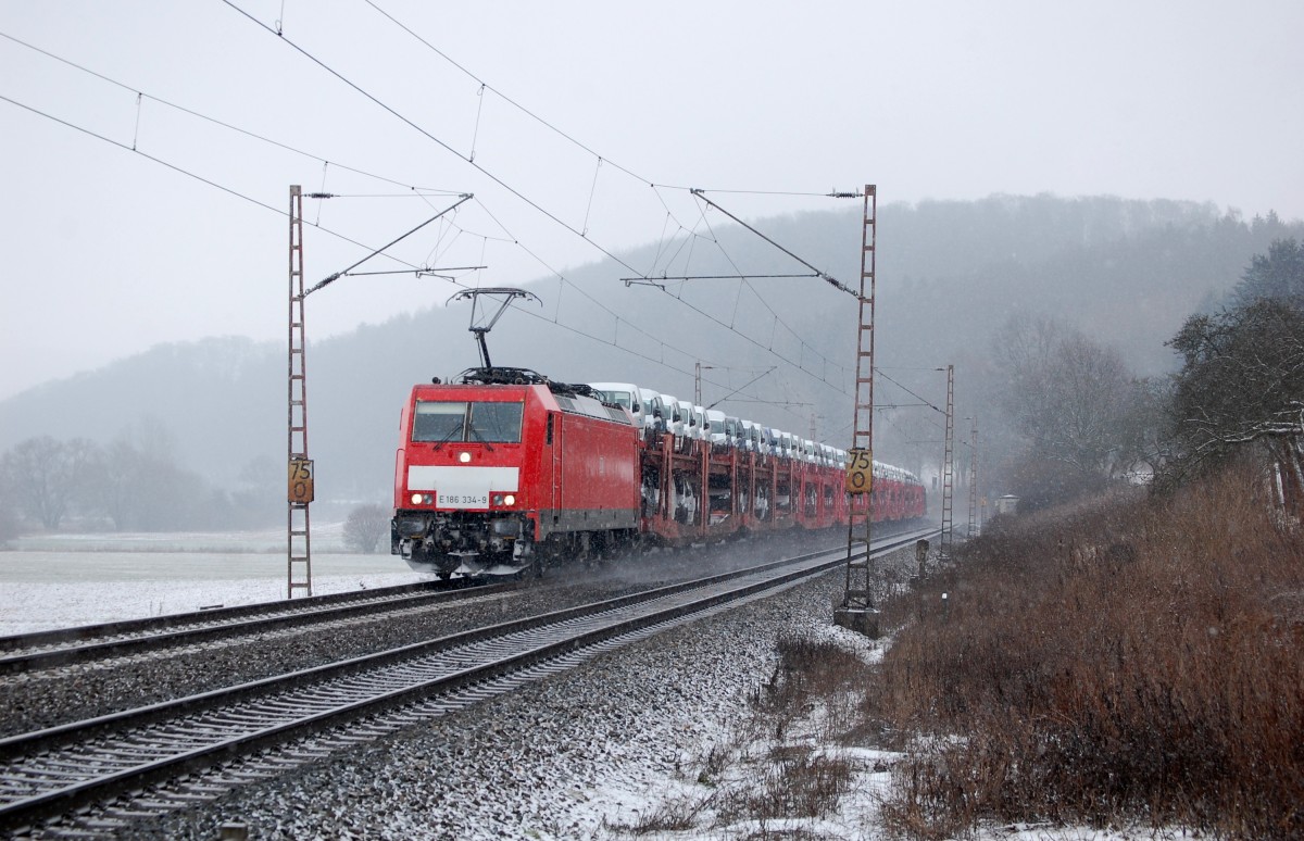 E 186 344-9 mit einem EZ am 09.02.2013 kurz vor Einbeck-Salzderhelden