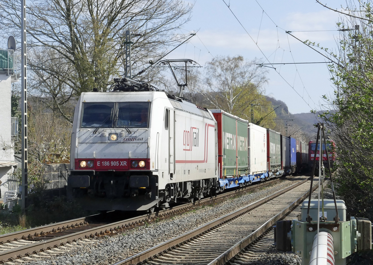 E 186 905 XR Crossrail Containerzug durch Bonn-Beuel - 29.03.2019