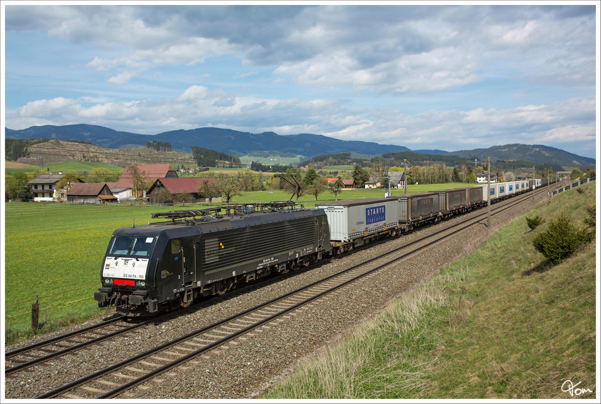 E 189 155 MRCE Dispolok zieht den Stante Containerzug von Breclav nach Tarvis. 
St.Margarethen 17_04_2016