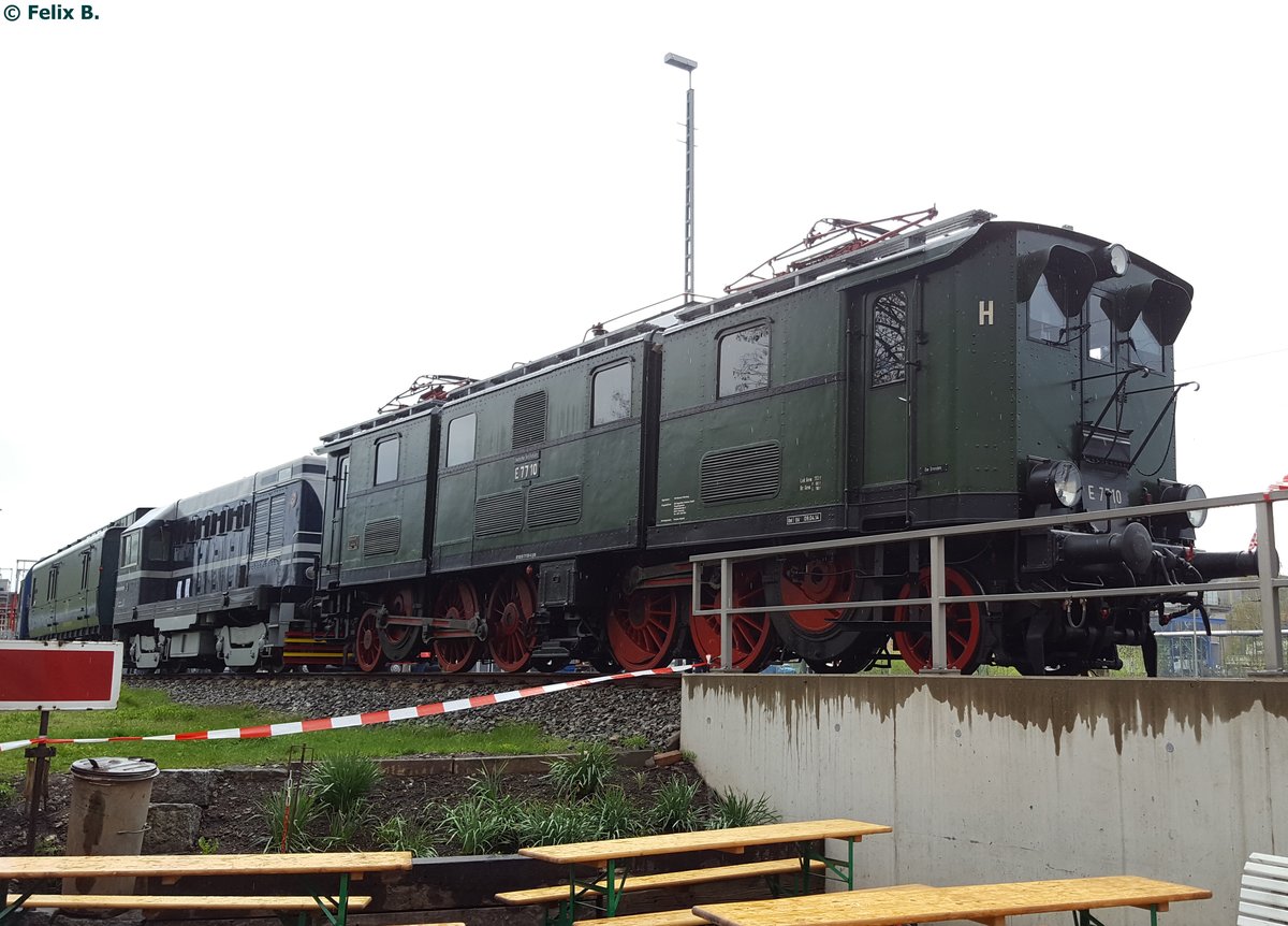 E 7710 in Dresden am 15.04.2016