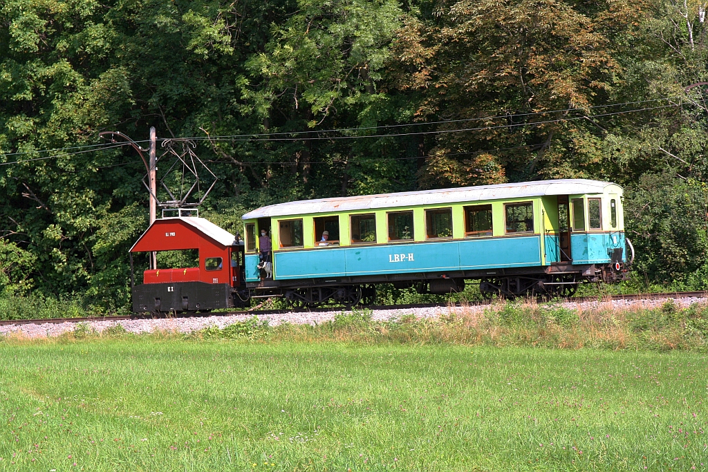 E I (Bo, Brand-Lhuillier/Brünn und Siemens-Schuckert/Wien, Baujahr 1903) am 12.September 2020 als Zug 9 (Payerbach - Hirschwang) kurz nach der Haltestelle Kurhaus.