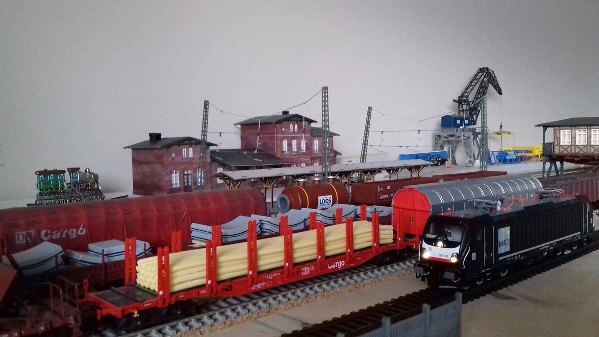 E-lok BR187 107 TRAXX3 MRCE (25.05.2024).