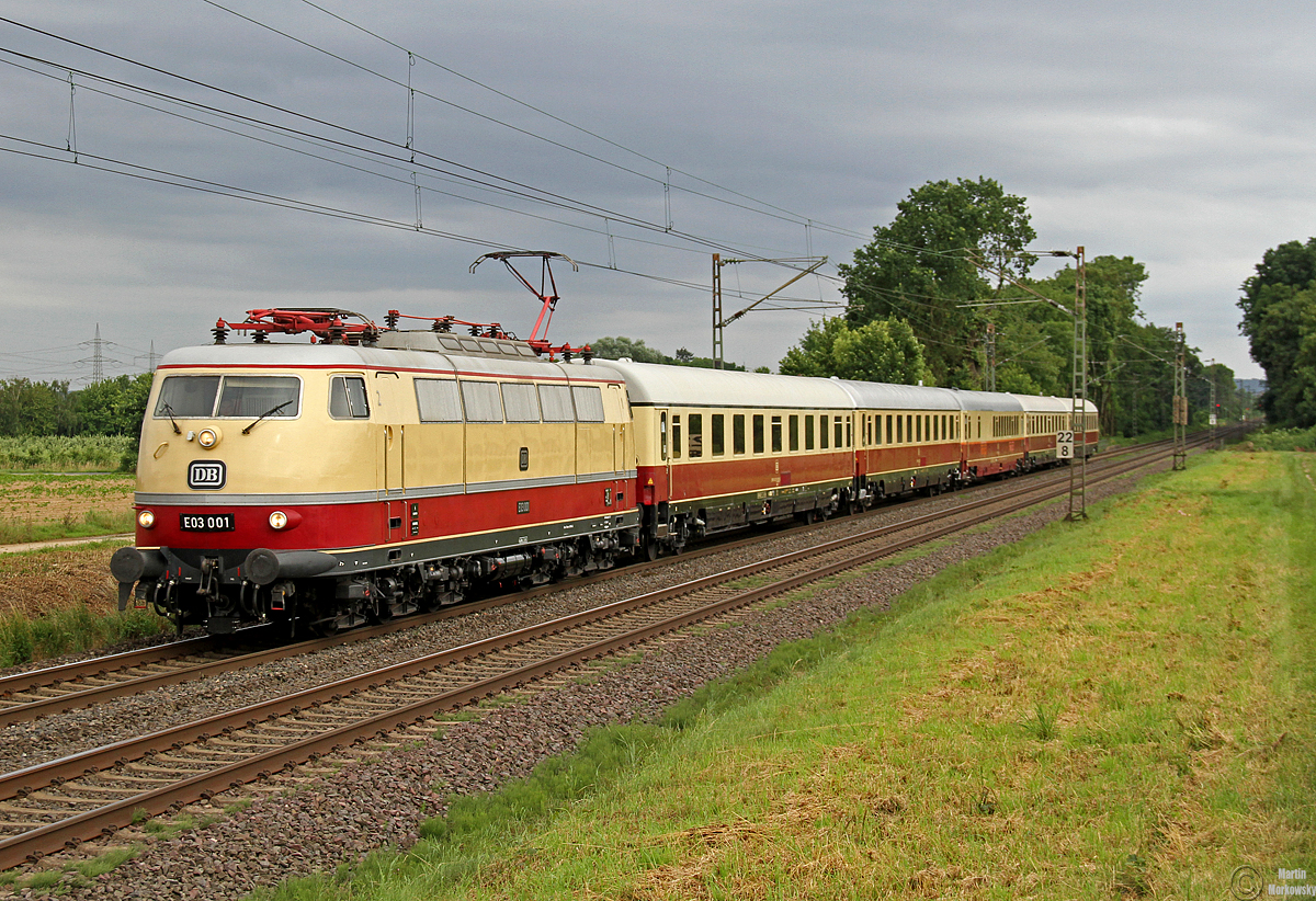 E03 001 in Bornheim am 17.06.2018