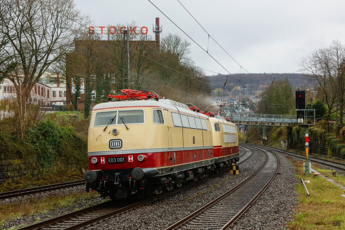 E03 001 DB & 103 245-7 in Wuppertal Sonnborn, am 24.03.2024.