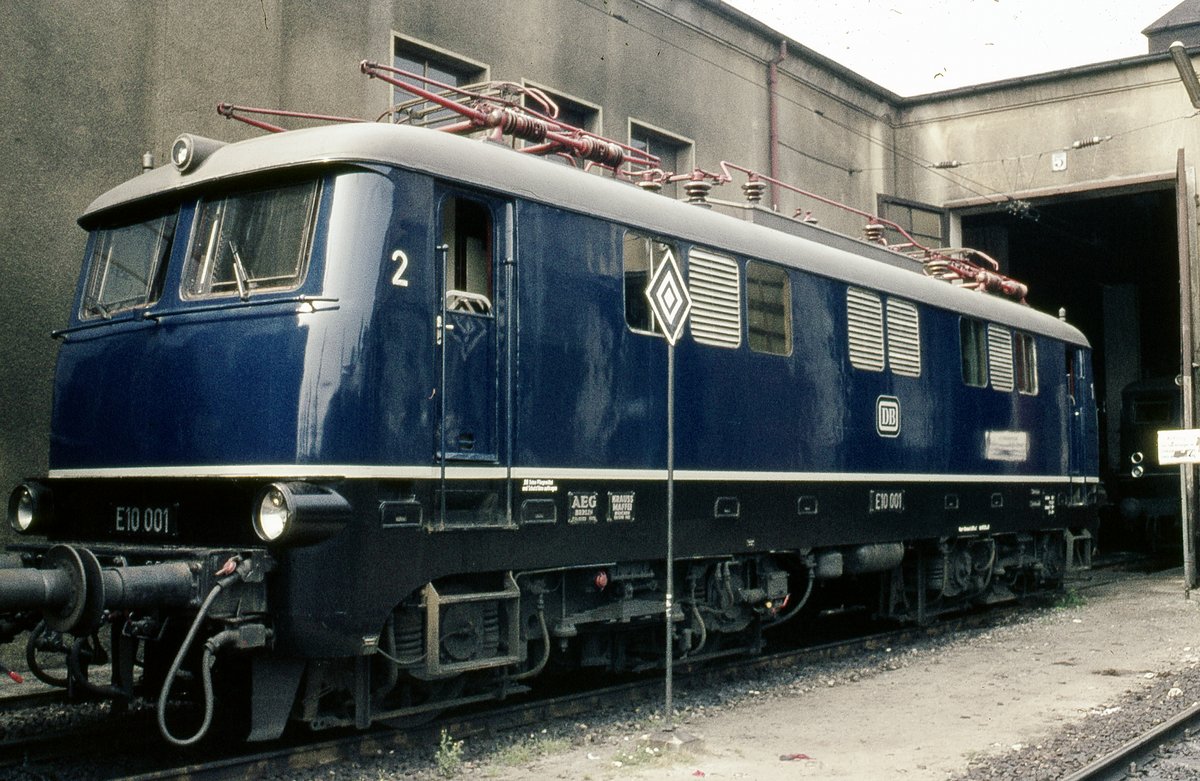 E10 001  Bw München