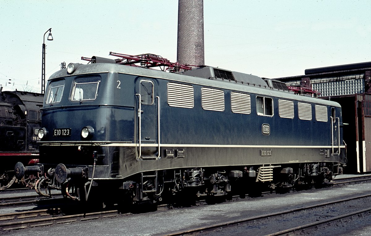 E10 123 Bw  Köln - Deutzerfeld