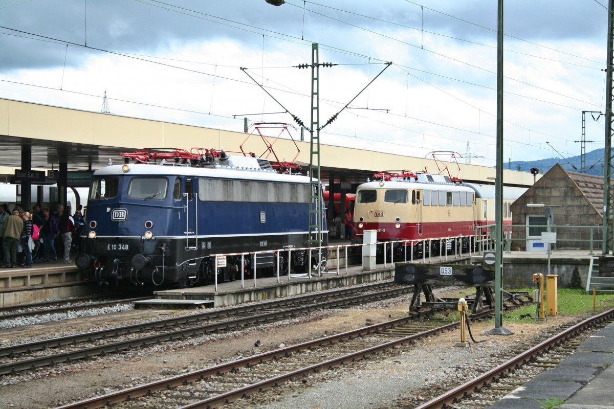 E10 348 und 113 311-5 ausgestellt am Nachmittag des 15.09.13 beim Bahnhofsfest in Basel Bad. Bf.