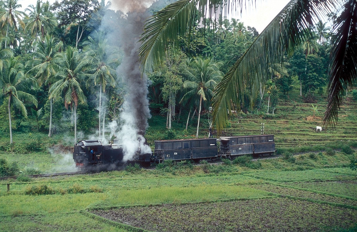  E10 62  von Batutabal nach Padang Panjang  09.10.80