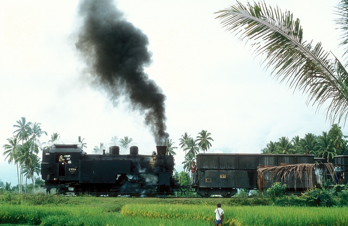  E10 64  von Batutabal nach Padang Panjang  09.10.80