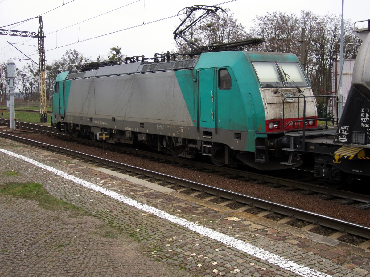 E186-126 in Bahnhof Zbaszynek,29.11.2014