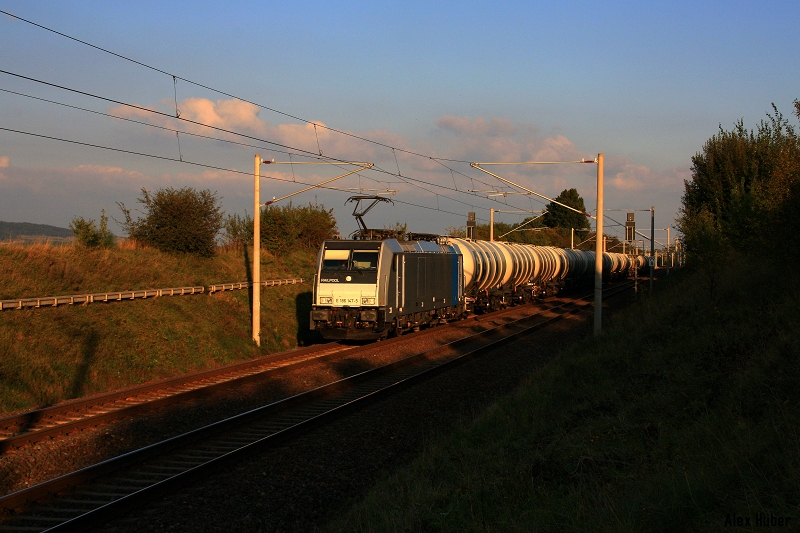 E186 147 von Railpool verm. an HSL in Vieselbach am 25.09.14