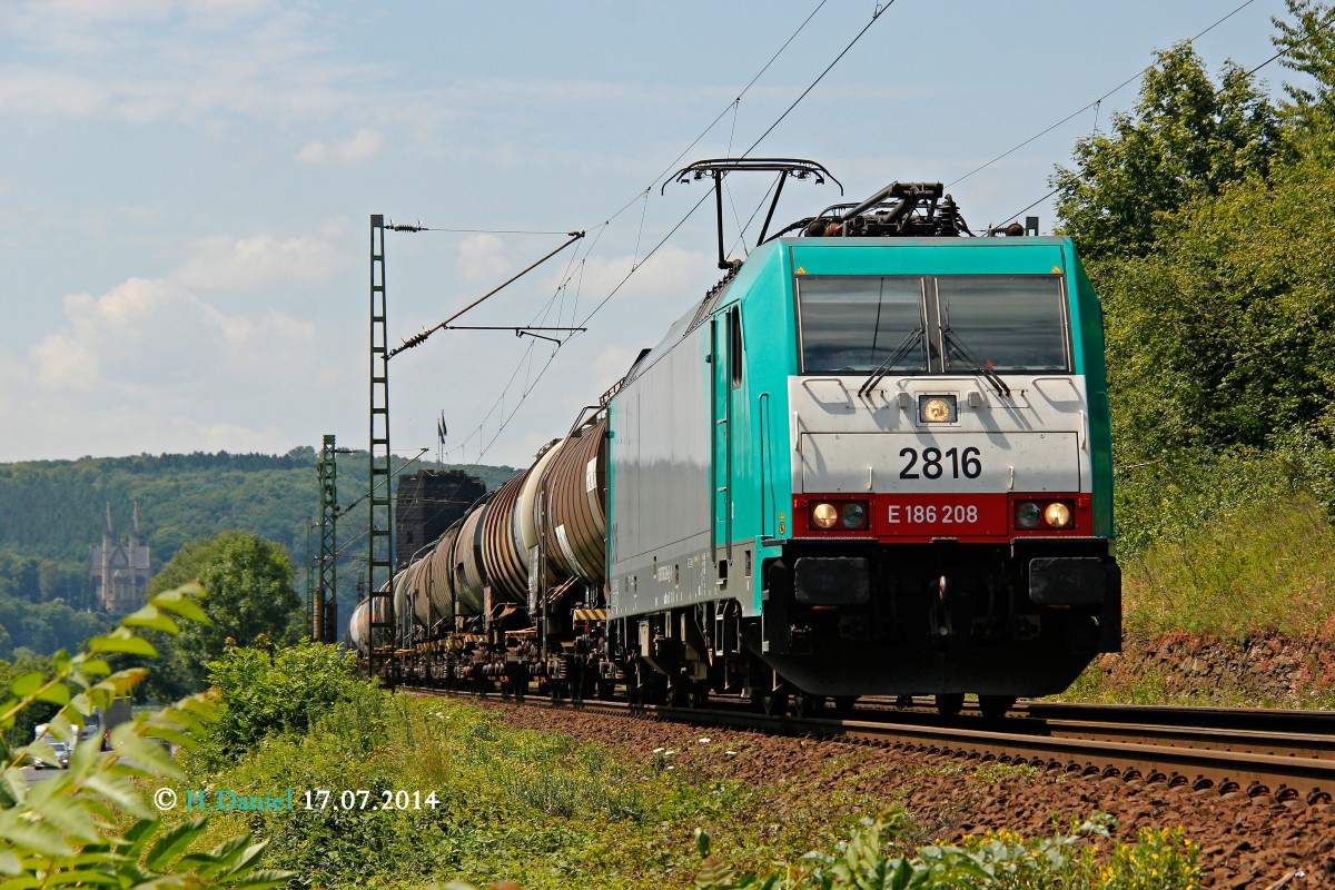 E186 208 (2816) mit Kesselzug in Erpel, Juli 2014.