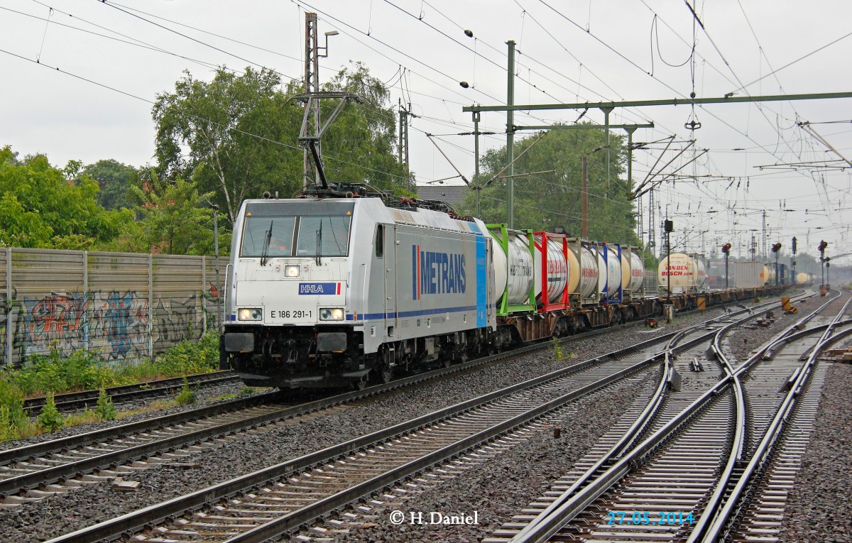 E186 291-1 METRANS mit Tankcontainerzug in Hannover Linden Fischerhof, Mai 2014.