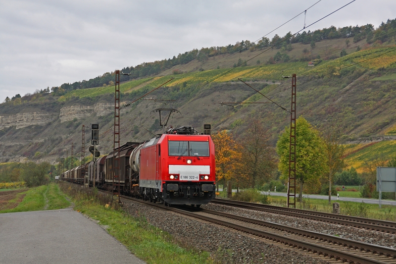 E186 322 am 23.10.14 in Thüngersheim gen Würzburg