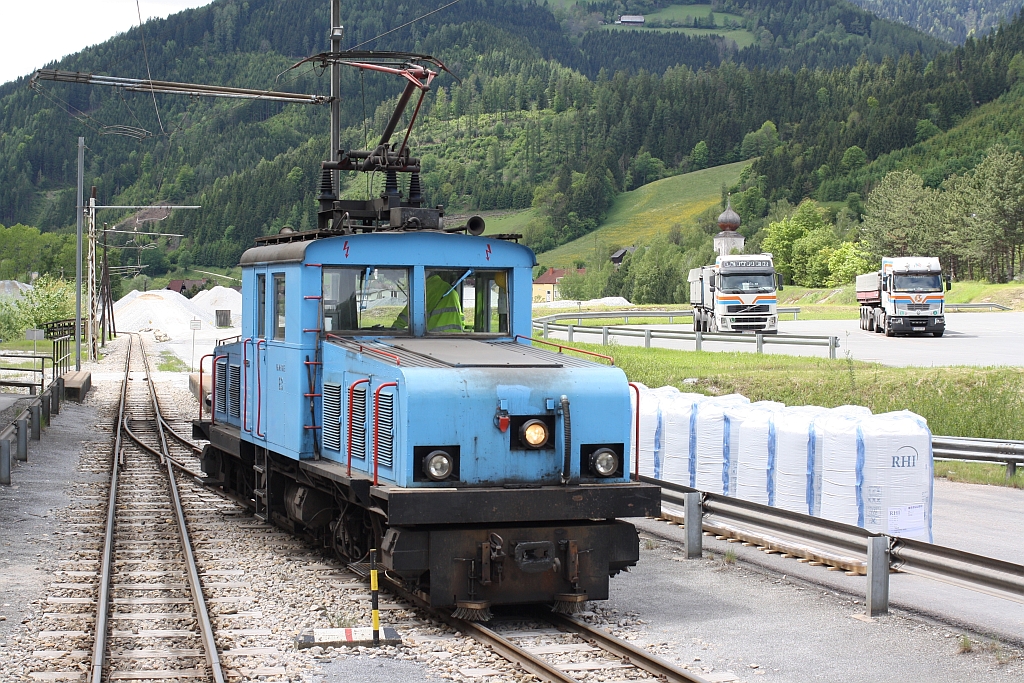 E3 beim Wenden vom ME5 auf den ME6 am 17.Mai 2014 im Magnesitwerk Breitenau.