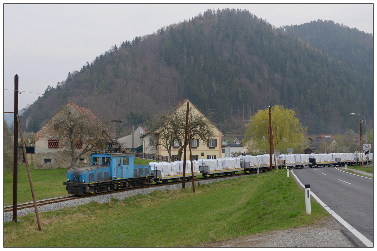 E4 der Breitenauerbahn am 3.4.2019 in Mautstatt.