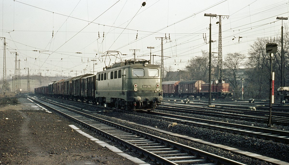 E40 292  mit Gz  Köln-