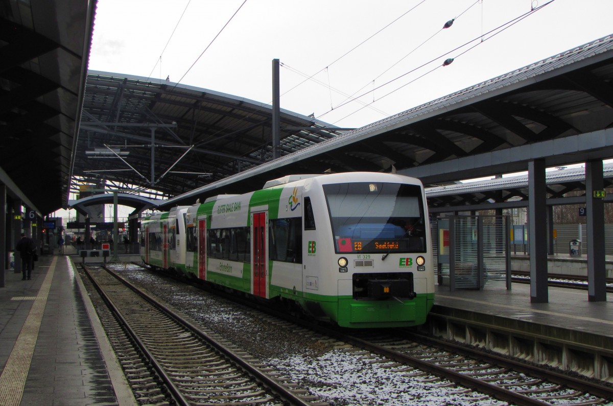 EB VT 329 + VT 328 als EB 80985 nach Saalfeld, am 25.01.2015 in Erfurt Hbf.