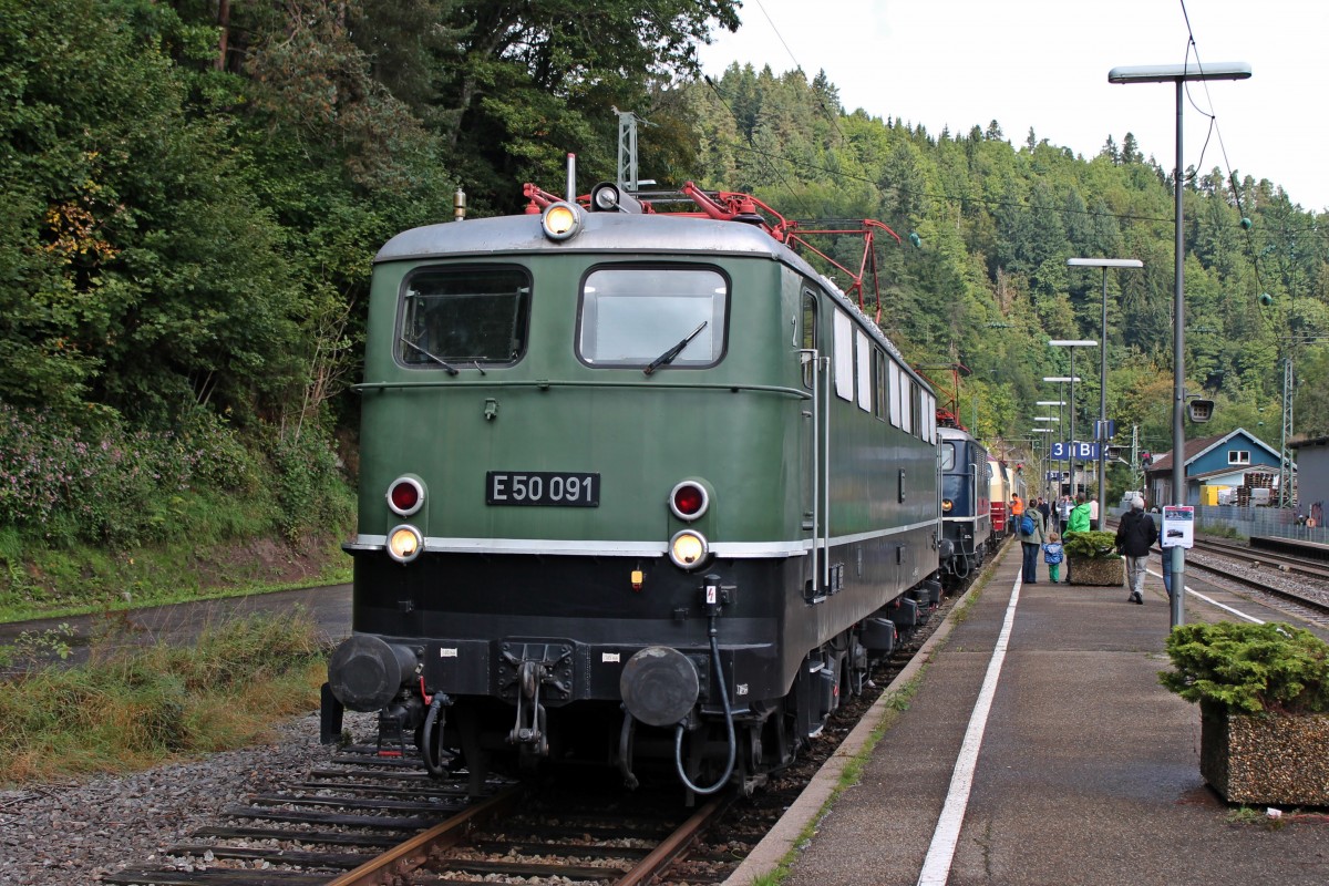 Ebenfalls am 13.09.2014 bei den Bahnhoftagen in Triberg, die E50 091 vom DB Museum Koblenz-Lützel.