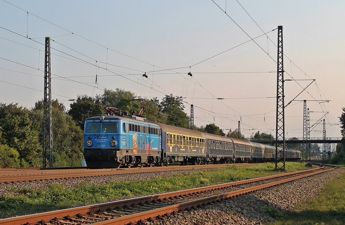 Ebenfalls am 30.08.2013: Centralbahn 1042.520  Lok Magazin  mit einem unbekannten Suferzug aus Freiburg (Brsg) Hbf gen Norden. Hier bei der Durchfahrt in Orschweier auf der KBS 703.